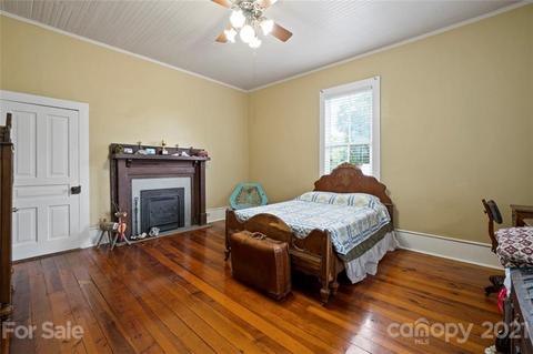 628 E Pine St, Lincolnton, NC 28092 photo 21