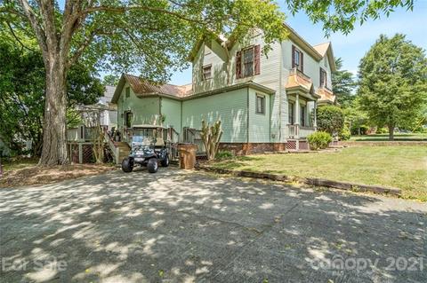 628 E Pine St, Lincolnton, NC 28092 photo 2