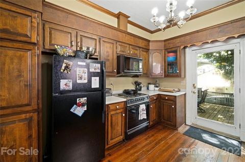 628 E Pine St, Lincolnton, NC 28092 photo 10