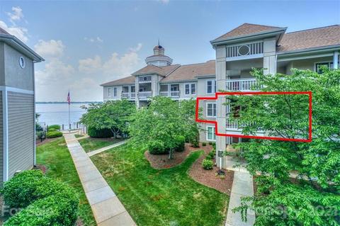 18619 Vineyard Point Ln, Cornelius, NC 28031 photo 38