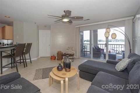 18619 Vineyard Point Ln, Cornelius, NC 28031 photo 9