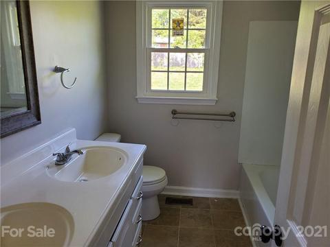 1145 Pine Dr, Morganton, NC 28655 photo 5