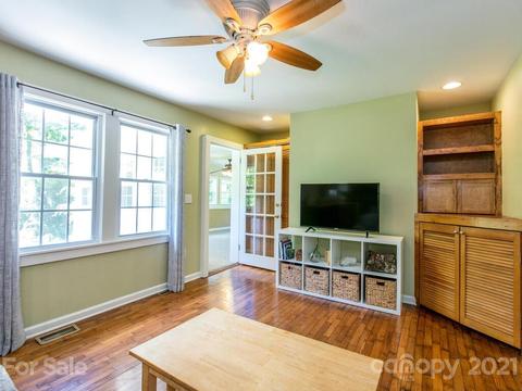 3260 Windswept Ridge Rd, Marshall, NC 28753 photo 5