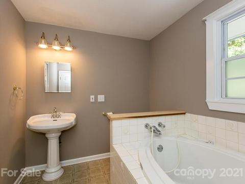 3260 Windswept Ridge Rd, Marshall, NC 28753 photo 21