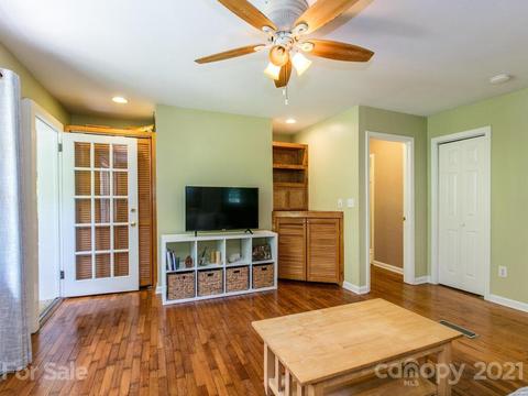3260 Windswept Ridge Rd, Marshall, NC 28753 photo 6