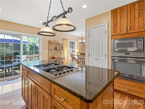 50 Devanna Dr, Alexander, NC 28701 photo 4