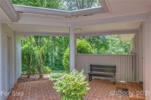394 Red Fox Cir, Tryon, NC 28782 photo 39