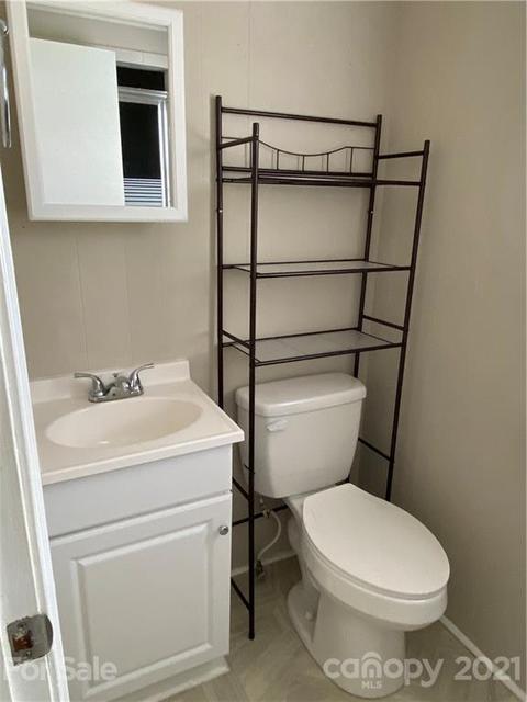 1355 Jackson Loop Rd, Flat Rock, NC 28731 photo 14