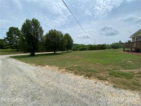 1355 Jackson Loop Rd, Flat Rock, NC 28731 photo 5