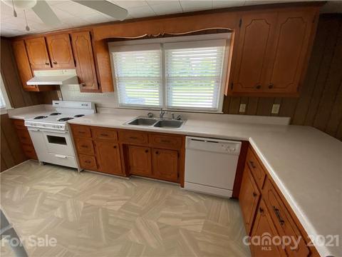 1355 Jackson Loop Rd, Flat Rock, NC 28731 photo 19