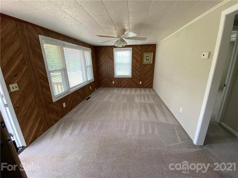 1355 Jackson Loop Rd, Flat Rock, NC 28731 photo 9