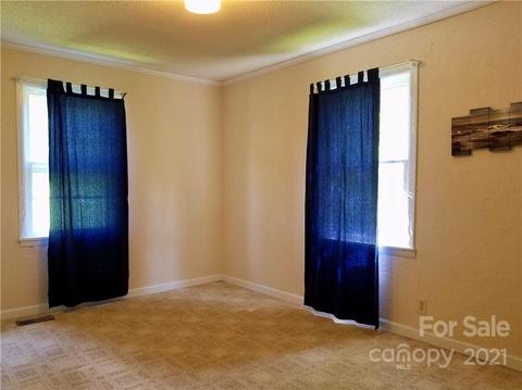 324 Racking Cv, Sylva, NC 28779 photo 12