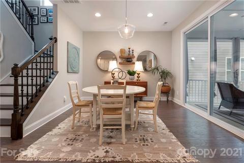 17532 Julees Walk Ln, Davidson, NC 28036 photo 4