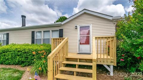 449 Divide Loop, Flat Rock, NC 28731 photo 4