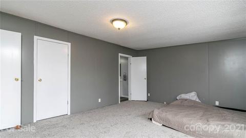449 Divide Loop, Flat Rock, NC 28731 photo 17