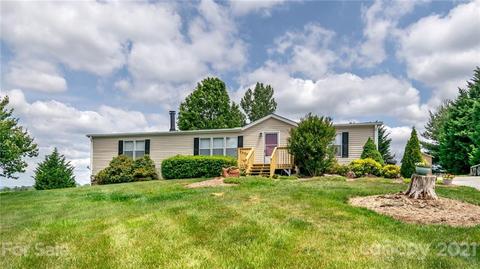 449 Divide Loop, Flat Rock, NC 28731 photo 2