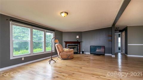 449 Divide Loop, Flat Rock, NC 28731 photo 6