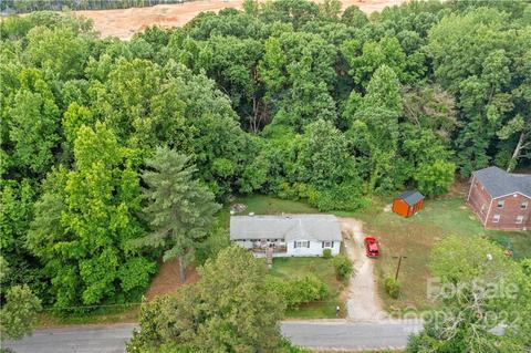 10840 Dellinger Dr, Davidson, NC 28036 photo 4