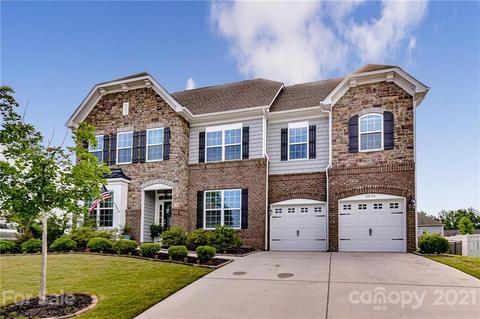 2090 Feldspar Dr, Davidson, NC 28036 photo 1