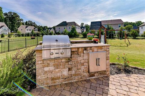 2090 Feldspar Dr, Davidson, NC 28036 photo 32