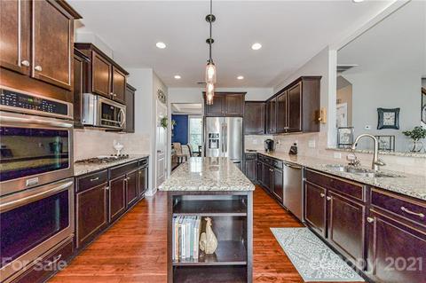 2090 Feldspar Dr, Davidson, NC 28036 photo 10