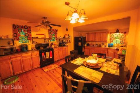 265 Lick Log Rd, Sylva, NC 28779 photo 11