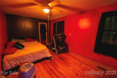 265 Lick Log Rd, Sylva, NC 28779 photo 9