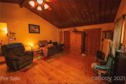 265 Lick Log Rd, Sylva, NC 28779 photo 6