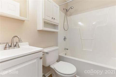 709 Bowen Dr, Lowell, NC 28098 photo 21