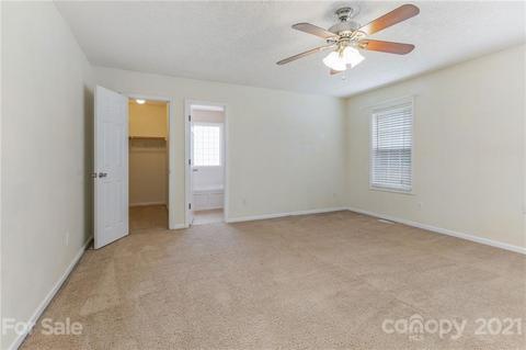 709 Bowen Dr, Lowell, NC 28098 photo 13