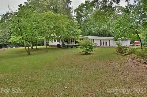 2385 Continental Dr, Lancaster, SC 29720 photo 1