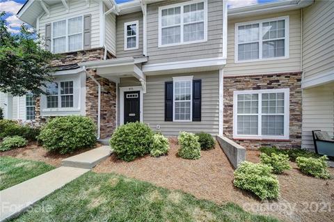 971 Copperstone Ln, Fort Mill, SC 29708 photo 2
