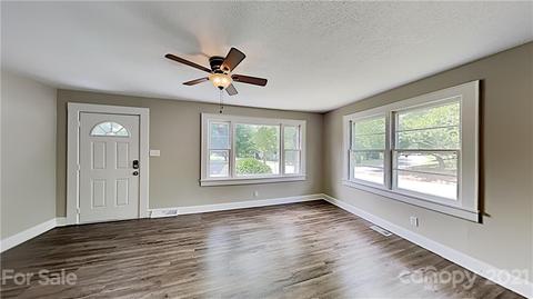 728 Maple Ave, Salisbury, NC 28144 photo 4