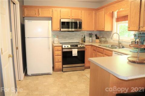 3402 Danial St, Conover, NC 28613 photo 13