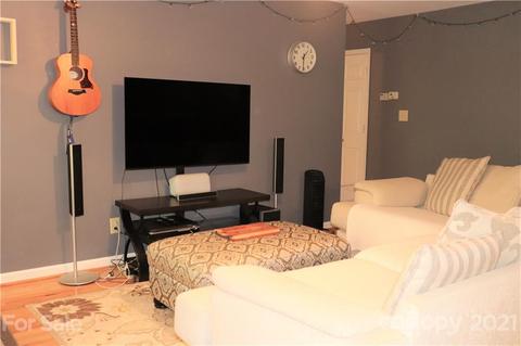 3402 Danial St, Conover, NC 28613 photo 11