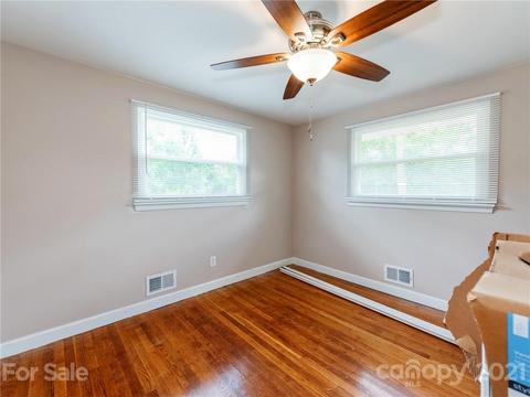 5140 Hall St, Conover, NC 28613 photo 13