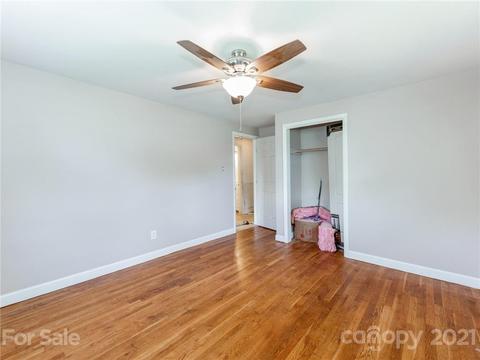 5140 Hall St, Conover, NC 28613 photo 10