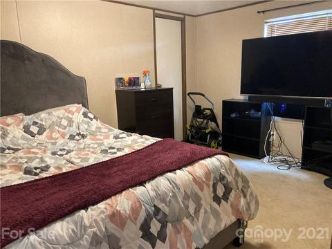 1365 Cape Hickory Rd, Hickory, NC 28601 photo 10
