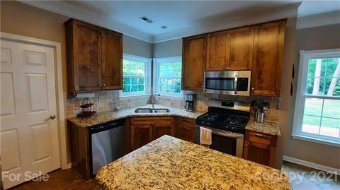 7646 Sedgebrook Dr, Stanley, NC 28164 photo 9