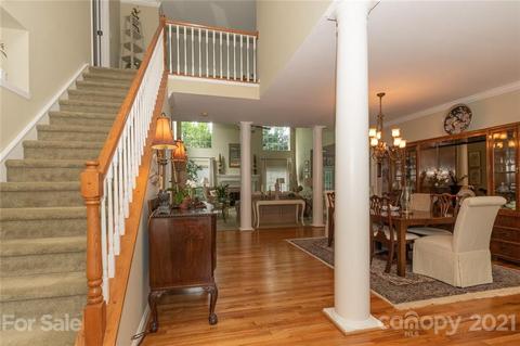 21616 Scottcrest Cir, Cornelius, NC 28031 photo 5