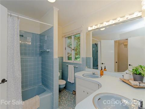 80 Chapman St, Clyde, NC 28721 photo 13