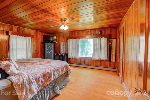 232 P V Rd, Clyde, NC 28721 photo 6