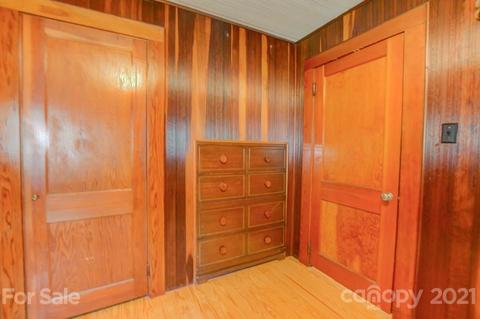 232 P V Rd, Clyde, NC 28721 photo 8