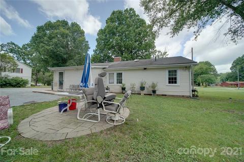 1109 Griffith Rd, Monroe, NC 28112 photo 4