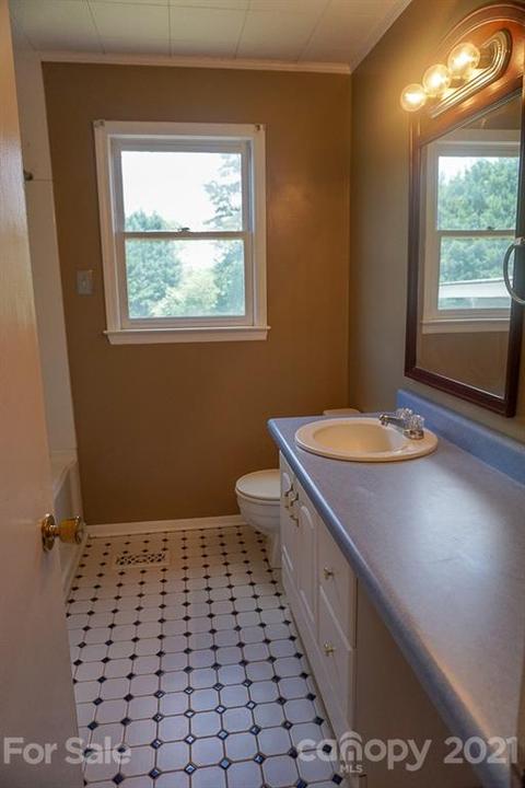 1264 Venus St, Conover, NC 28613 photo 18