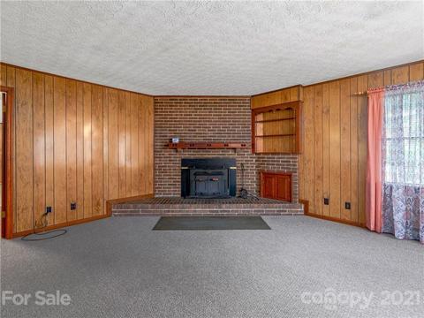 56 W Galloway Rd, Brevard, NC 28712 photo 9