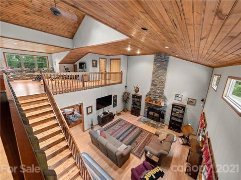 363 Bobcat Trl, Saluda, NC 28773 photo 27