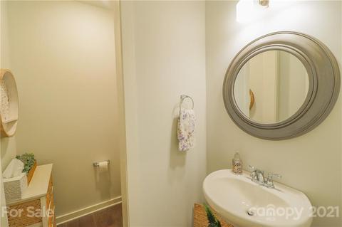 940 Elderberry Ln, Clover, SC 29710 photo 13