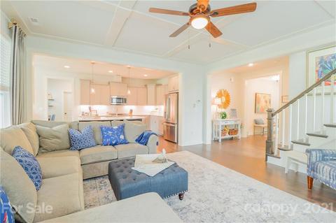 940 Elderberry Ln, Clover, SC 29710 photo 5