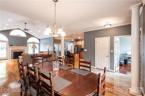 4085 Barnhardt St, Hickory, NC 28602 photo 18